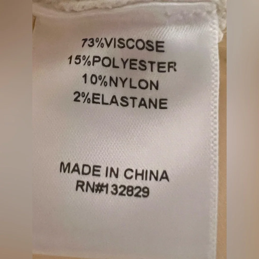 Helsa Elvira Shorts in Cream - Picture 12 of 14